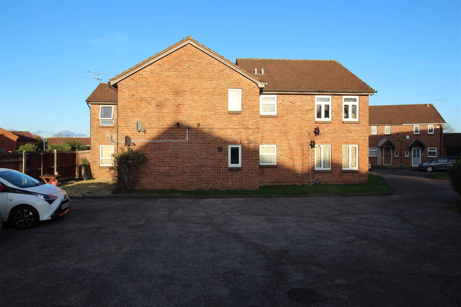 Talbot Way, Tilehurst, Reading